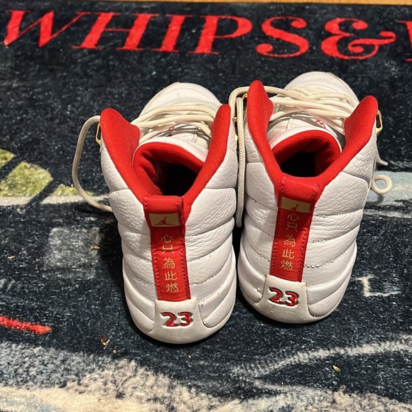 Jordan Retro 12 - Picture 3 of 4